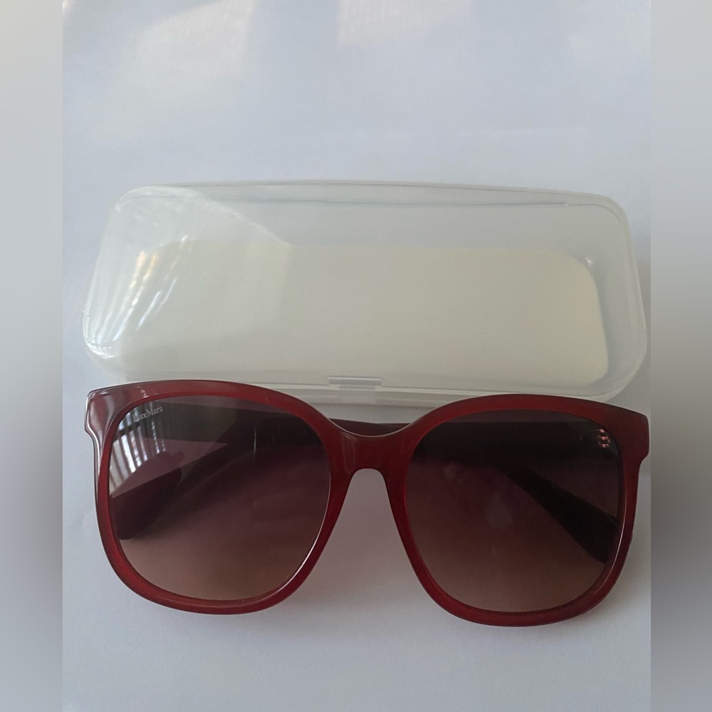 Max Mara LOGO7 Dark Red Sunglasses, Red Gradient Lenses, Like New